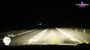 FLUX-SEVEN USA 2 PCS Zeus Bright 4500K ​​9005 H11 H4 150W 30000LM LED Headlight Mobil Bohlam H3 9003