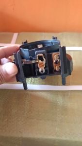 Cup holder rumah carbon brush BOR JACK HAMMER GSH11 DZG10 AZG10