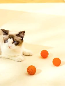 จัดส่งภายใน 24 ชั่วโมง ลูกบอลแมวอัตโนมัติ ลูกบอลสัตว์เลี้ยง ของเล่นแมวอัจฉริยะ บอลแมว หมุนได้ 360 องศา ของเล่นแมวอัจฉริยะ ของเล่นสัตว์เลี้ยง