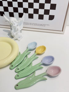 Creative Tulip Flower Ceramic Long Handle Soup Spoon Dessert Coffee Stirring Spoon Ladle Home Use Handmade Dining Utensils
