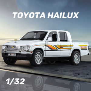 1:32 Scale Toyota Hailux Alloy Car Model Diecast Car Sound Light Car Lovers Collection Kids Birthday Gift Metal Boys Toys