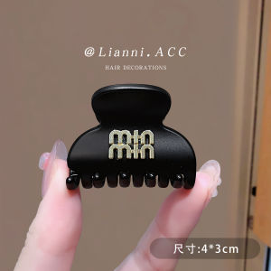 Princess Style Letter Hair Claw Clip Small Size for Thin Hair Half up Bun Hair Clip Women Side Bangs Clamp Acrylic Material