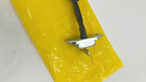 Front/Rear Door Checker 686100K010/686300K010 Toyota HILUX 2004-2015 Door-Check Strap Stay Stopper