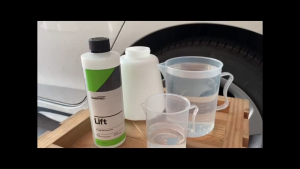 โฟมล้างรถแบบ Prewash CARPRO Lift เนื้อโฟมแน่นเข้มข้น ประสิทธิภาพสูง ทรงพลังแต่ไม่ทำร้ายสีรถ