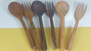 SENDOK GARPU KAYU JATI MAHONI SONOKELING PANJANG 19 CM UNIK