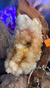 Hốc đá Thạch Anh Citrine tự nhiên màu vàng lấp lắm tán sắc năng lượng vũ trụ 612