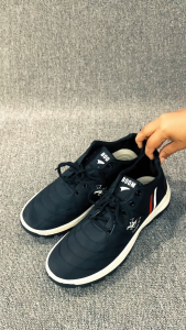 DILOOK S035 Sepatu Sneakers Pria Hitam Sepatu Olahraga Cowok Sepatu Lari Sekolah Casual