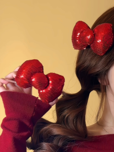 กิ๊บติดผมรูปฉลามสีแดงสไตล์ย้อนยุคระดับไฮเอนด์สำหรับผู้หญิง กิ๊บติดผมแบบใหม่สำหรับผู้หญิงที่สวมหมวก