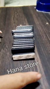 Nam châm gắn biển tên nhân viên nam châm 3 viên và nam châm 2 viên gắn thẻ tên cài áo văn phòng