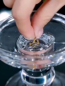 ต่งหูสตั๊ดไขวั สไตล์ฝรั่งเศส เงางุาม สำหรับผู้ หญิงและเด็กผู้หญิง สไตล์เกาหลี เรียบหรู เครื่องประดับ ต่าง หู ต่างหูหญิง ของ๋ขวัญ