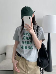 เสื้อยืดคอกลมแขนสั้นทรงสลิมฟิตสำหรับผู้หญิงในช่วงฤดูร้อน ดีไซน์เสื้อผ้าผู้หญิงสไตล์ย้อนยุคสไตล์อเมริกัน ลายตัวอักษร ลายเสื้อผ้าผู้หญิง