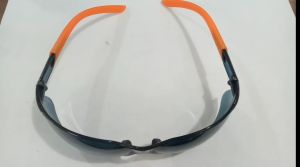 Kacamata Hitam Terang Kombinasi Orange pelindung mata