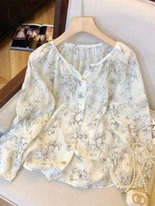 Retro French V-neck Waterprint Loose Summer Womens Sun Protection Shirt Lantern Sleeve Unique Design Sense Top