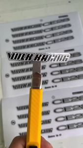 สติ๊กเกอร์ล้อ CE28 เกรดพรีเมียม เคลือบเงาแท้ (1ชุดติดได้4ล้อ)