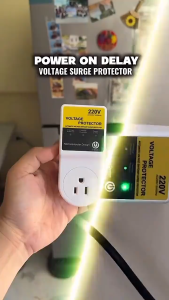 Digital display Power on Delay 3500w Automatic Voltage Switcher Surge Protector Home Appliances Protects Outlets for Computer refrigerator TV freezer air conditioner self-resetting over/under voltage delay voltage protector