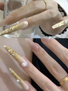 MONLEYTA | Handmade Short Wearable Nail Art Pieces 2025 New Year Style Nail Tips Professional Medium Length Nail Stickers Easy Wear On