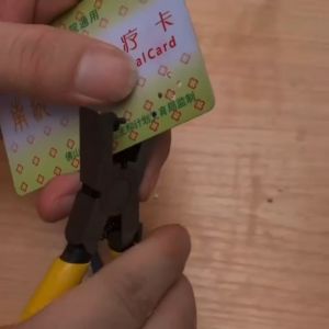 2mm Universal Chick Toe Punching Pliers Rooster Toe Puncher