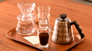 Ấm cổ ngỗng pha cà phê Hario V60 Drip Kettle "Buono" 1L VKBR-100-HSV (dùng được cho bếp từ)