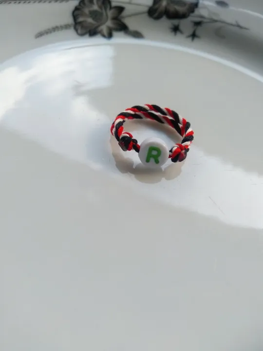 Cincin%20manik%20bulat%20custom%20inisial%20huruf%20A-Z%20tali%20sangadatu%20/%20tridatu/khas%20bali/cincin%20manik%20manik%20inisial%20-%20Image%206