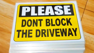 Bawal Pumarada No Parking Signage Laminated