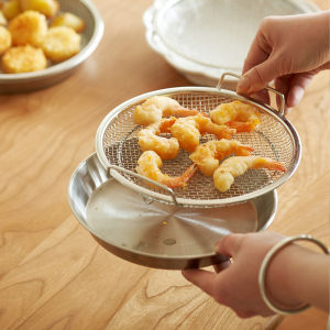 Stainless Steel Strainer Food Sieve Frying Colander Drainer Frying Strainer With Handle 22cm [SG SELLER]