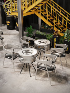 Industrial Style Outdoor Table And Chair Set Courtyard Casual Restaurant Tea Table Coffee Shop Outdoor Open Balcony Iron Art Table And Chair
