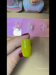 เล็บปลอม มาใหม่!! สีเจลแท้ สีตรงปกสุดๆ ถ่ายกล้องสด เลือกความยาวได้ มีกาว และ ตะไบ พร้อมติดทุกชุด