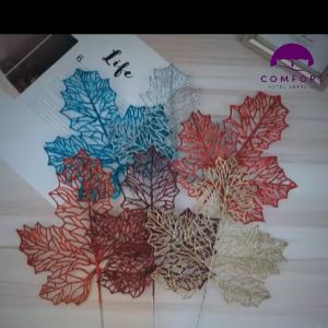 Comfort Hotel Supplies Christmas Leaves Simulation Glitter Hollow Maple Leaves for Christmas Decoration