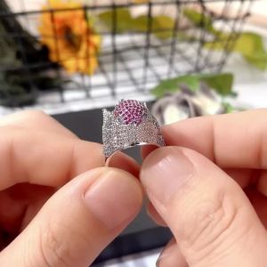 Huitan Fancy Animal Bird Ring Full Bling Iced Out CZ Colorful Flying Bird Rings for Women Personality Accessories Party Jewelry