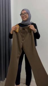 Celana Jeans Cutbray Highwaist Wanita Kekinian