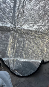 Bạt Che Kính Trước Xe Hơi Chống Nóng Cách Nhiệt Thiết Kê Tai Kẹp Lớn