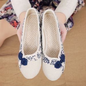Ethnic Style Low Heel Low Vamp Traditional Beijing Cloth Shoes