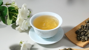 TeeLux Jasmine Pearls Green Tea Handrolled Loose Leaf with Delightful Aroma Natural Jasmine Pearl Tea 114g