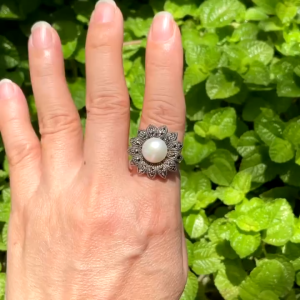 KJ121 แหวนมุก Akoya แท้ล้อม Marcasite รูปทรงดอกทานตะวัน ขนาดแหวน 54