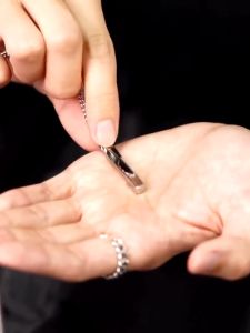 KALUNG TITANIUM PRI WANITA MODEL RANTAI LIONTIN BALOK SPIRAL TERBARU