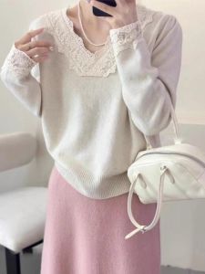 WANGGONGZHU | French Lace Knitted Base Shirt Women Spring Autumn New Ageless Stylish Design Beautiful Top Korean Style Loose Fit Long Sleeve V-Neck