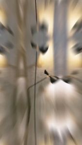 Lampu Lantai Minimalis Adjustable Dual Head Desain Modern Hitam Emas untuk Dekorasi Interior Ruangan