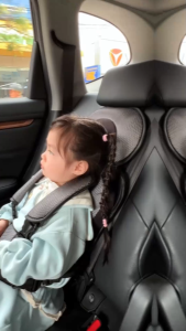 Đai ngồi ô tô cho bé EMA - Đai bảo vệ an toàn cho bé dễ sử dụng và tiện lợi đai an toàn trên ô tô cho trẻ em