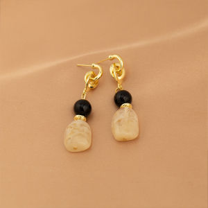 Retro Court Style Long Geometric Irregular Personality Clip-On Earrings Fashionable Elegant No Piercing Mosquito Coil Tray Ear Clips