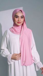 Ar Saadia Pashmina Katun Rayon By Hijab Arrafi / Pashmina Kaos Katun Rayon / Saadia Pashmina