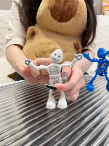 Dancing Robot Wind-up Clockwork Twisting Waist Splits