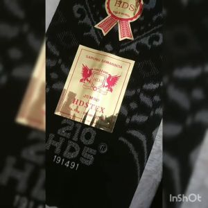 Sarung Hitam Polos Merk HDS Motif Wadimor Bali