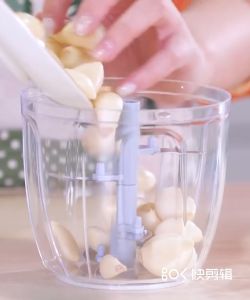 เครื่องบดอาหาร เครื่องบดกระเทียม เครื่องบดเนื้อ เครื่องหั่นผัก เครื่องบดอาหารอเนกประสงค์ ที่บดกระเทียม