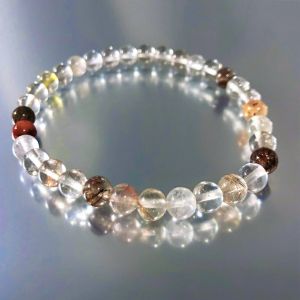 Rutilated Quartz Bracelet: A Stylish Gemstone Jewelry Choice