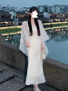 Áo Khoác Che Nắng Voan Mềm Mại Cho Nữ Mùa Hè Áo Khoác Ngoài Dài Tay Cổ Tròn Màu Trơn Mỏng Không Đều Áo Khoác Cardigan