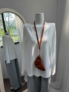 White Long Sleeve Base Shirt Womens Casual V-neck Inner Wear T-shirt Lazy Style Simple Match All Seasons Korean Version