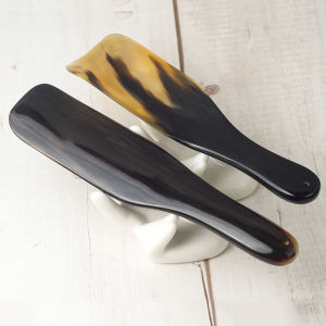 Natural Bull Horn Shoe Horn Multi-Size Black Floral Color Footwear Removal Tool Easy to Use Home Essential Shoe Accessory