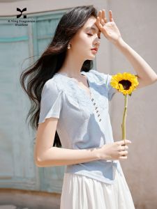 XIANGYING | V-Neck Mesh Panelled T-shirt