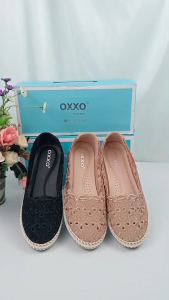 [ส่งเร็วพิเศษ!] 8am รองเท้าสไตล์เกาหลี สูง2เชน ปักฉลุลายประณีต ดูดี สวมใส่สบาย น้ำหนักเบา 2A2003