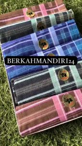 Sapu Tangan Pria Gajah 40 cm x 40 cm Warna Gelap dan Muda Random